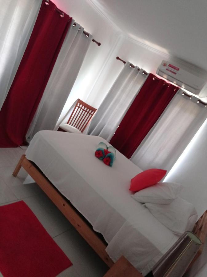 Les Forbans Selfcatering Apartment Takamaka Exterior foto